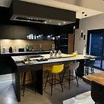 Maison Moderne Piscine Chauffee Villa *